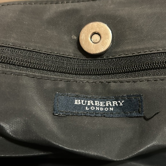 EUC Burberry Tote - Picture 6 of 9